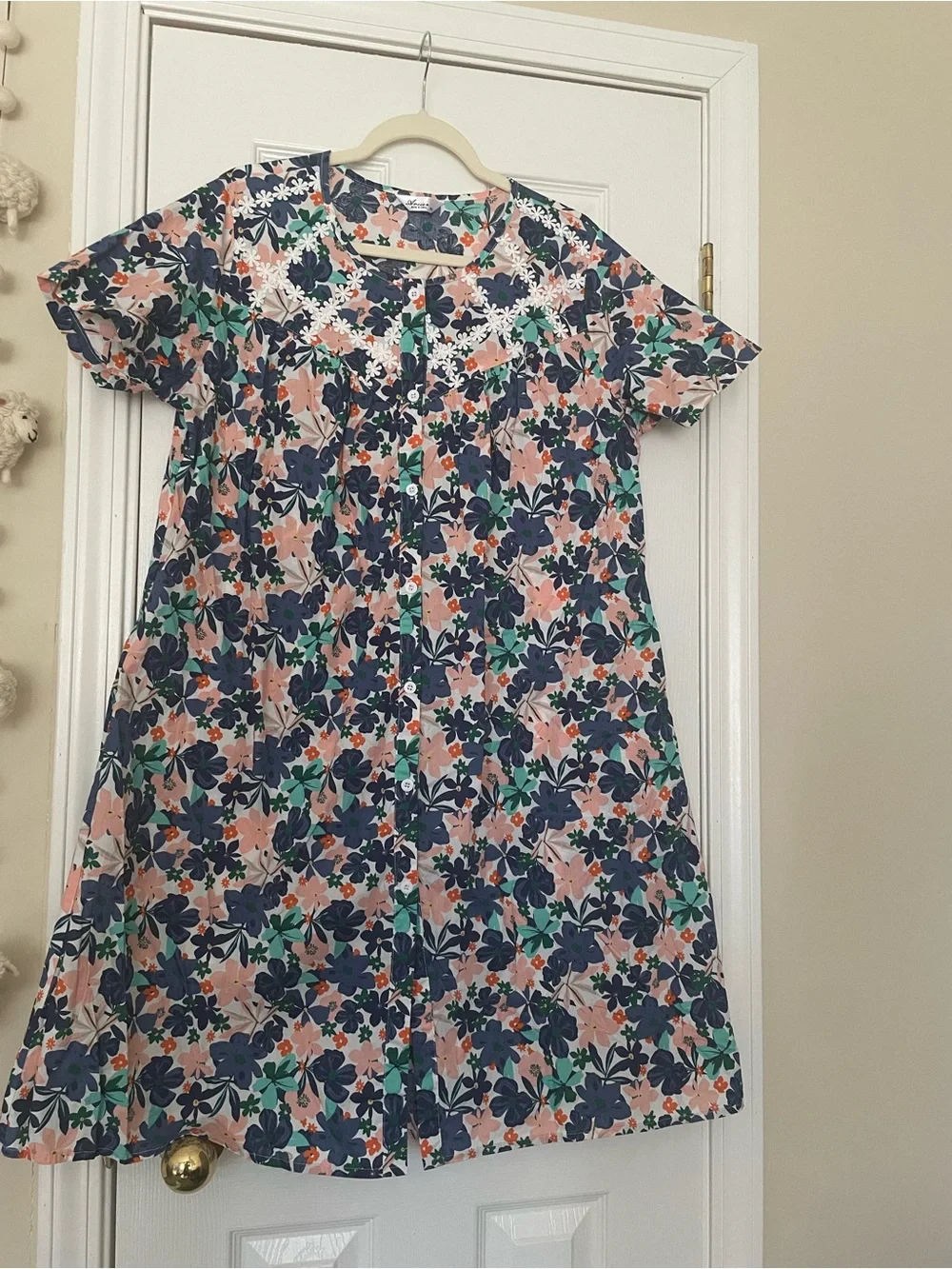 Aviier Women’s Floral Button-Front Robe (nightgown)- Navy, Pink & Green XL
